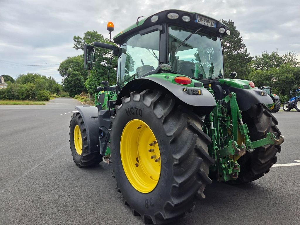 Tracteur chargeur JOHN DEERE 6145R - photo slide 14