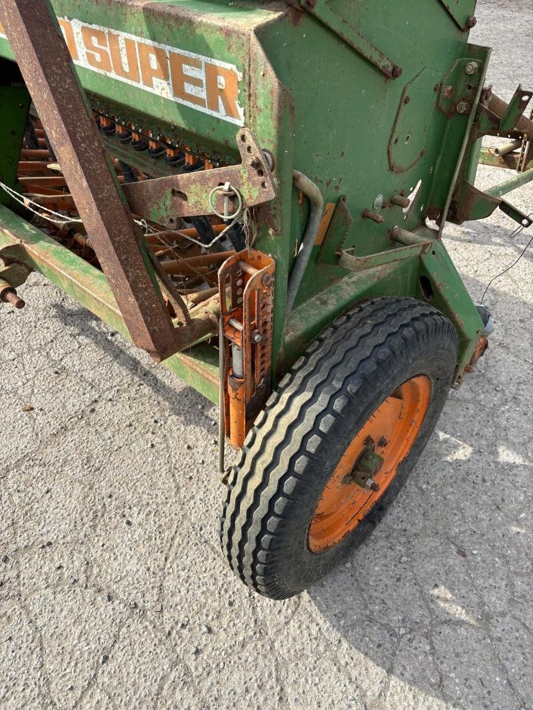 Semoir en ligne AMAZONE D8-30 Super - photo slide 7