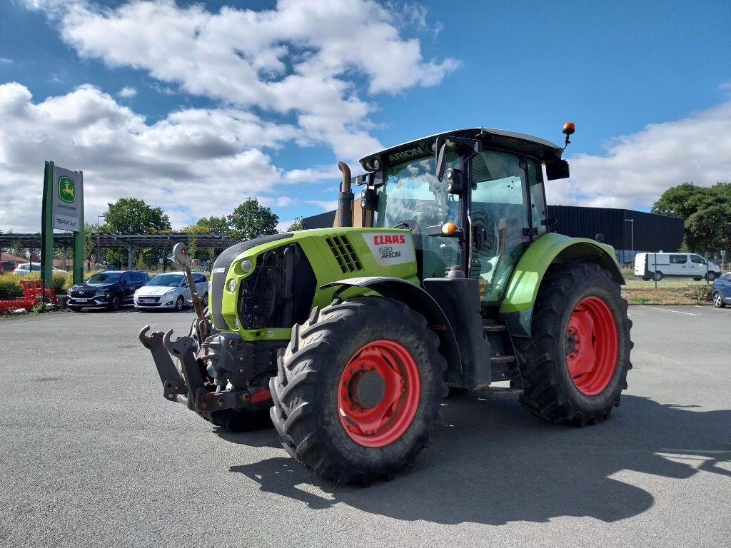 Tracteur CLAAS Arion 620 - photo slide 6