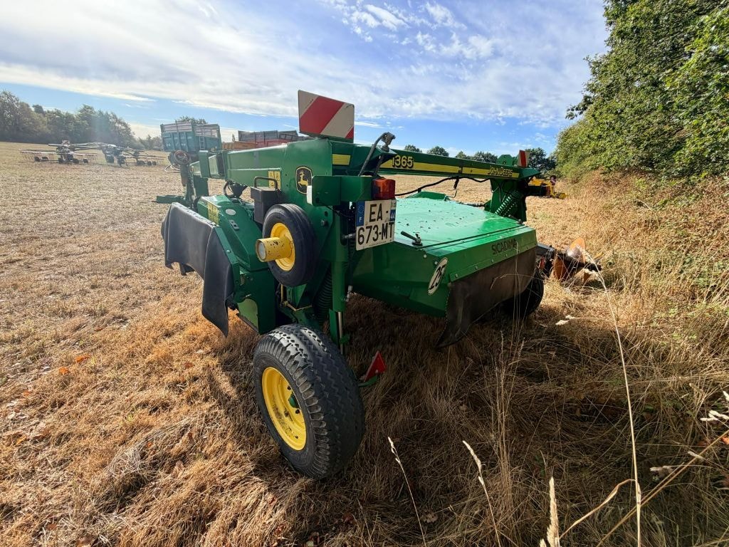 Faucheuse conditionneuse JOHN DEERE 1365 - photo slide 7