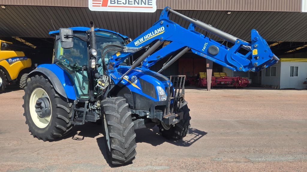 Tracteur chargeur NEW HOLLAND T5.105 DC - photo slide 20