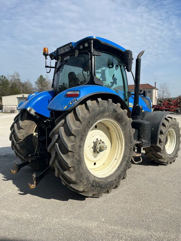 Tracteur NEW HOLLAND T7.225 AC    N°1 - photo slide 4