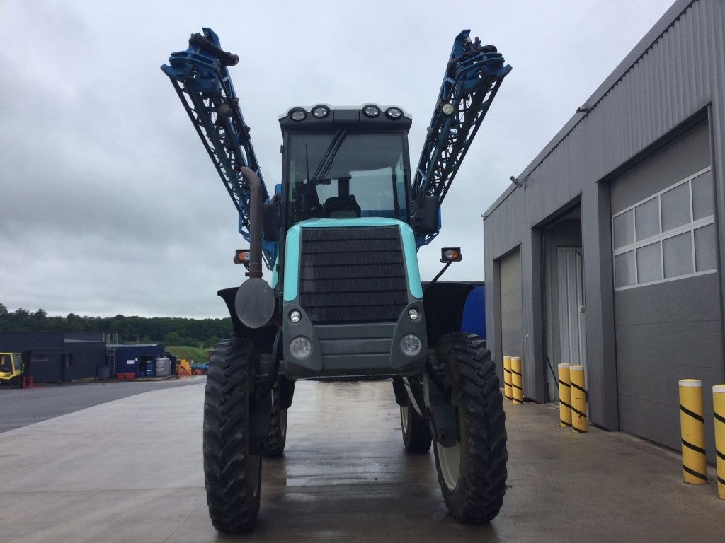 Pulverisateur automoteur BERTHOUD Raptor 3240 - photo slide 3