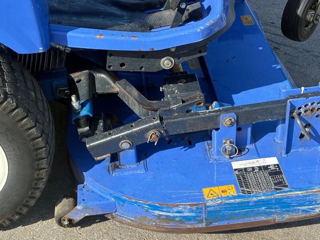 Tondeuse autoportee ISEKI Sf450 - photo slide 16