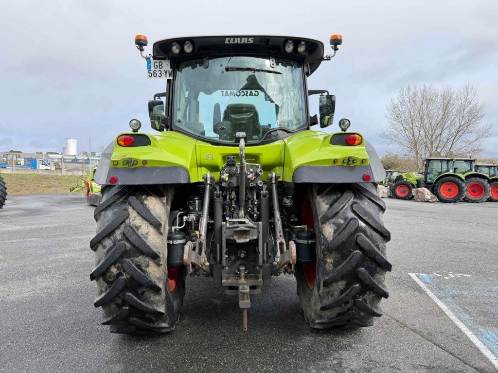 Tracteur CLAAS ARION 630 HEXASHIFT - - photo slide 4