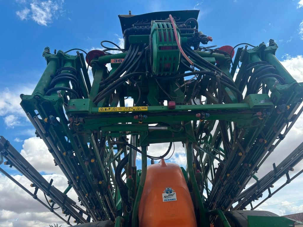 Pulverisateur AMAZONE UX 4200 Super - photo slide 8