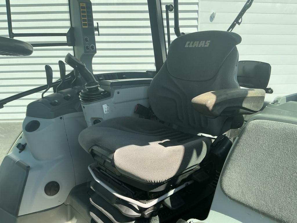 Tracteur CLAAS ARION 450 - photo slide 4