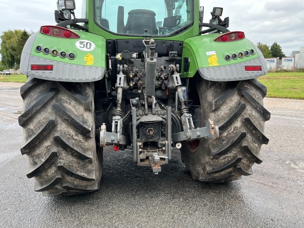 Tracteur FENDT 724 S4 PROFI + - photo slide 4