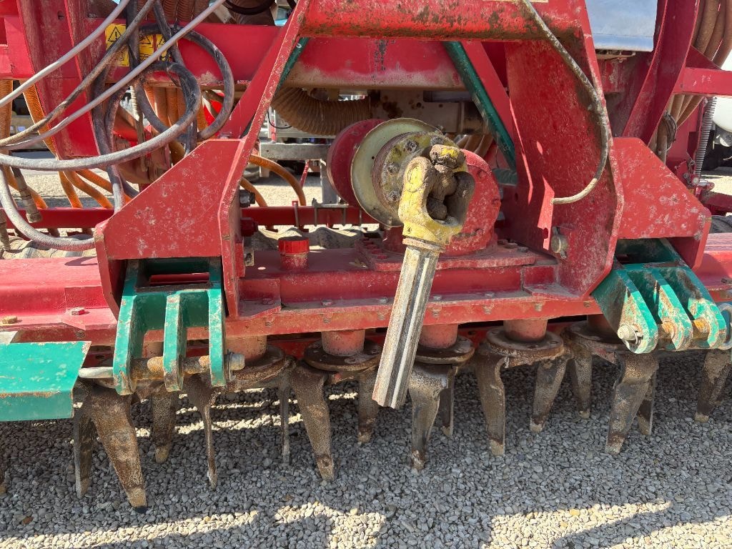 Combine de Semis KVERNELAND DAX 1500 - photo slide 12