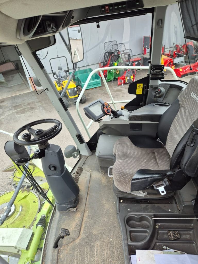 Ensileuse CLAAS JAGUAR 840 - photo slide 9