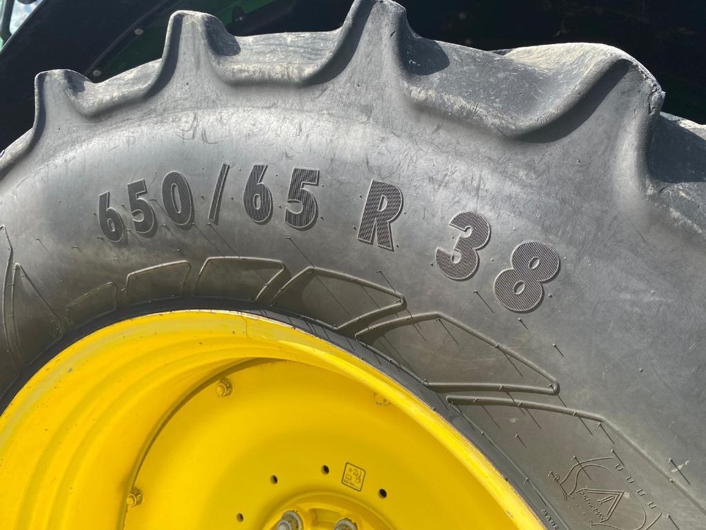 Tracteur JOHN DEERE 6155R - photo slide 11