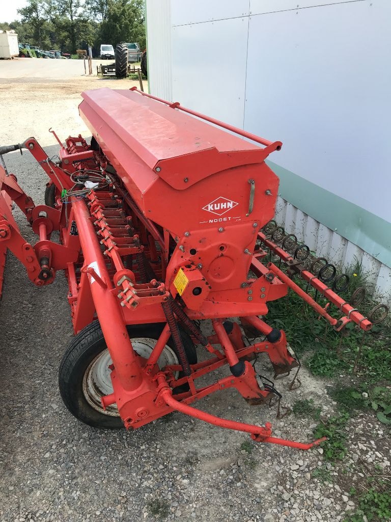 Herse rotative KUHN HRB 302 - photo slide 17