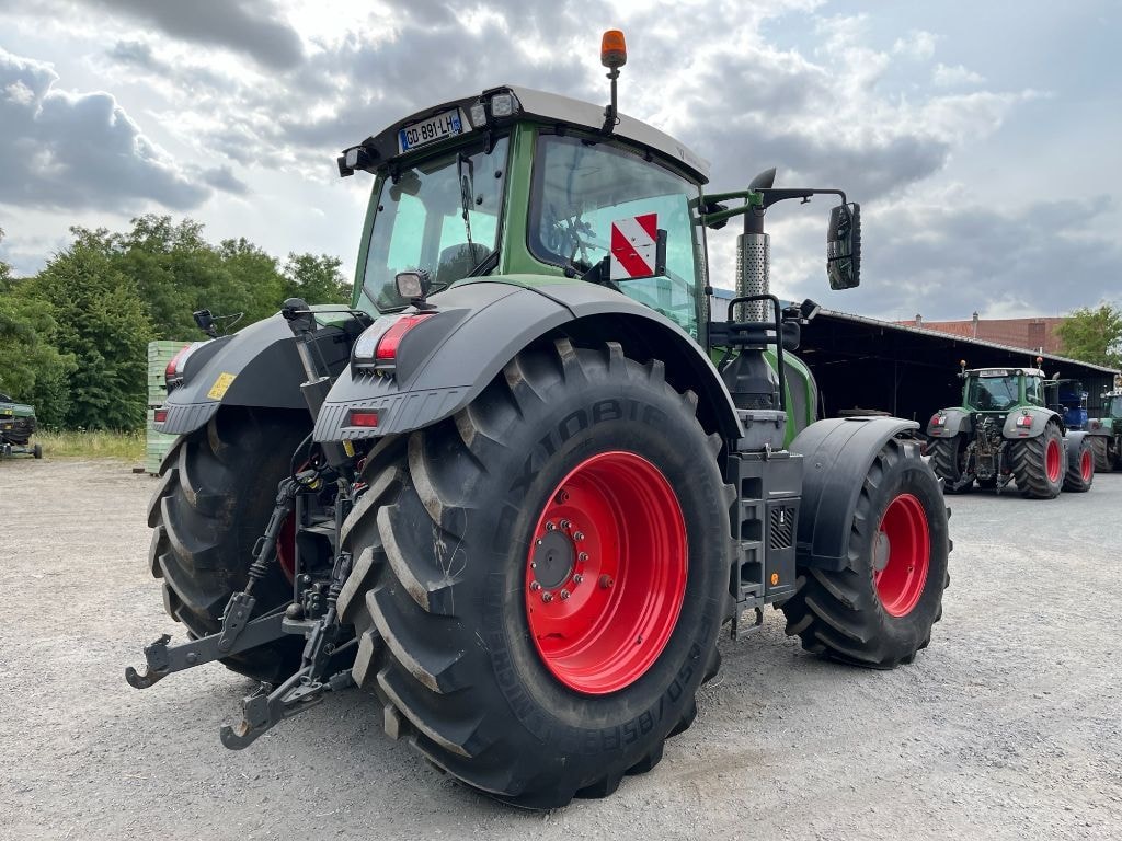 Tracteur FENDT 826 VARIO PROFI + - photo slide 6
