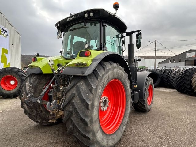 Tracteur CLAAS ARION 660 CIS+ - photo slide 7