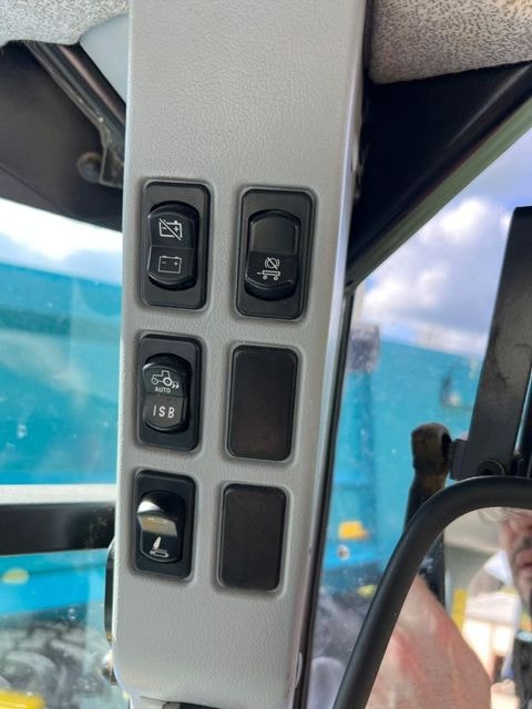 Tracteur NEW HOLLAND T7.225 - photo slide 16