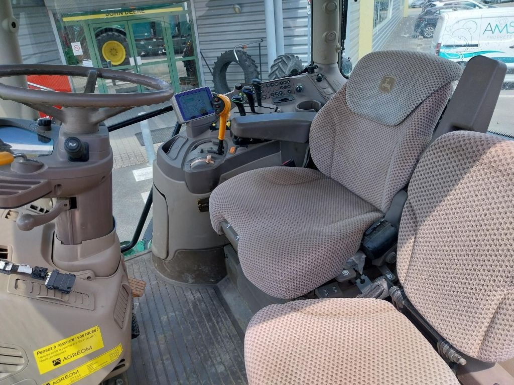 Tracteur JOHN DEERE 6140R - photo slide 6