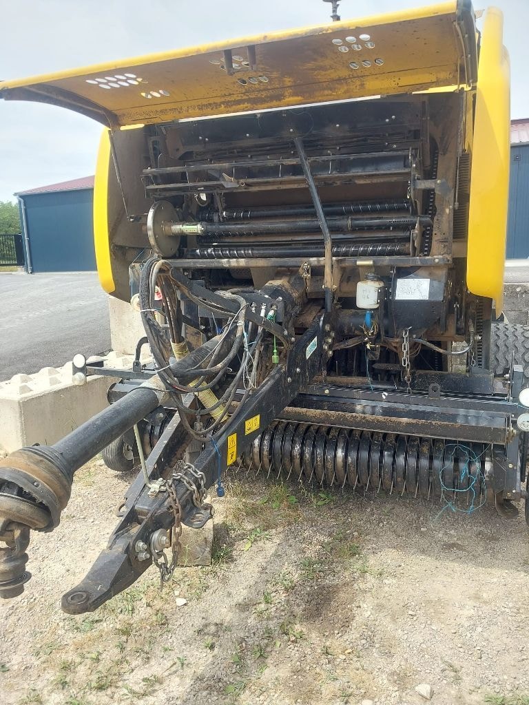 Presse balles rondes NEW HOLLAND Rollbelt 180 superfeed - photo slide 2