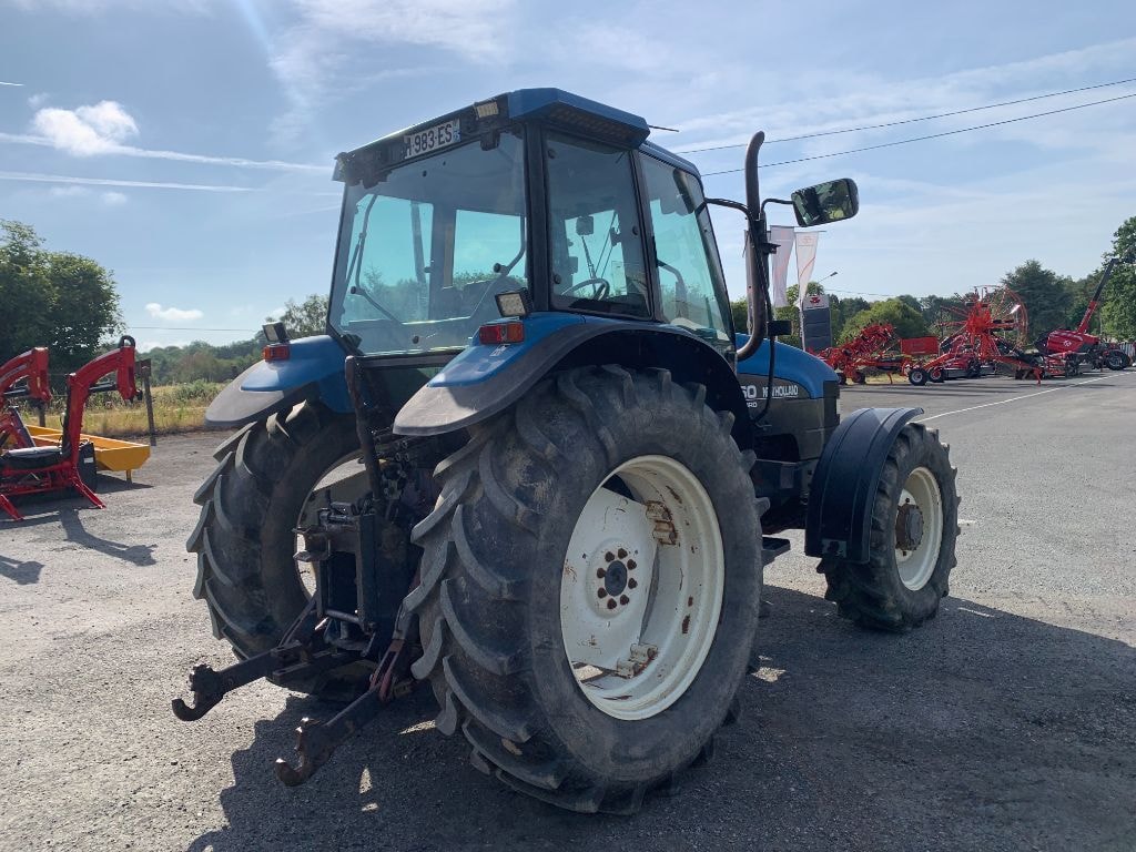 Tracteur NEW HOLLAND 8260 - photo slide 19