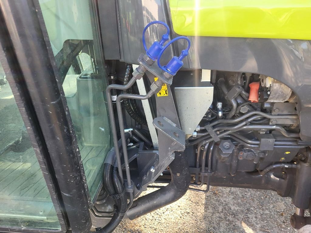 Tracteur CLAAS Nexos 240 F - photo slide 14