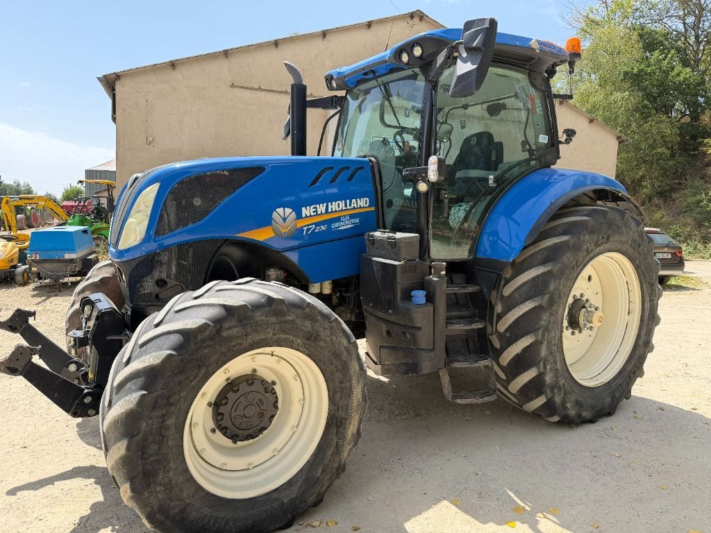 Tracteur NEW HOLLAND T7.230 PC - photo slide 3