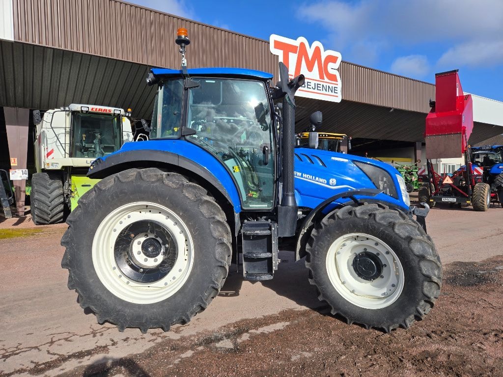 Tracteur NEW HOLLAND T5.110 - photo slide 12