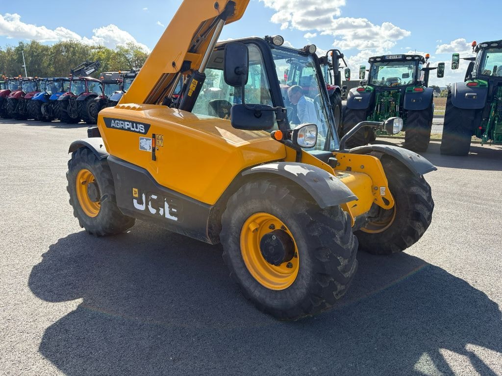 Telescopique JCB 525 60 AGRI + - photo slide 1