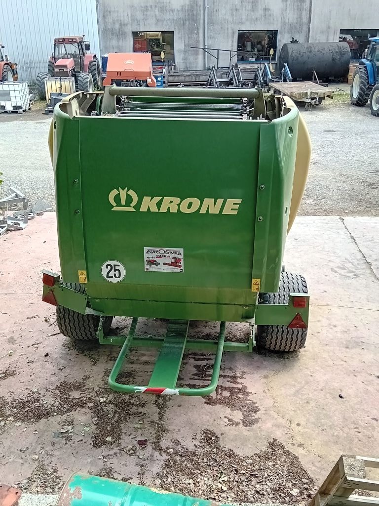Presse balles rondes KRONE FORTIMA V1500 - photo slide 5