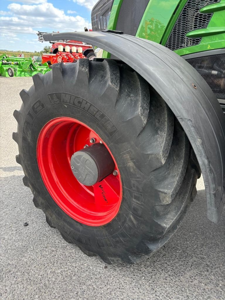 Tracteur FENDT 826 VARIO PROFI + - photo slide 22