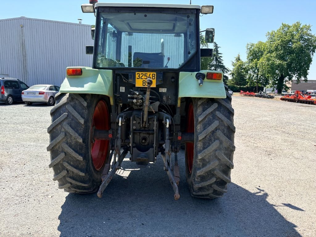 Tracteur CLAAS CELTIS 436 RC PLUS - photo slide 6