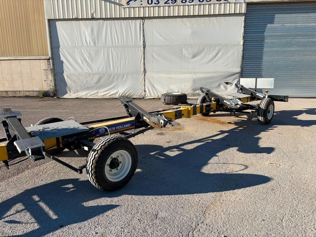 Chariot de coupe NEW HOLLAND 4 WT 25 - photo slide 4