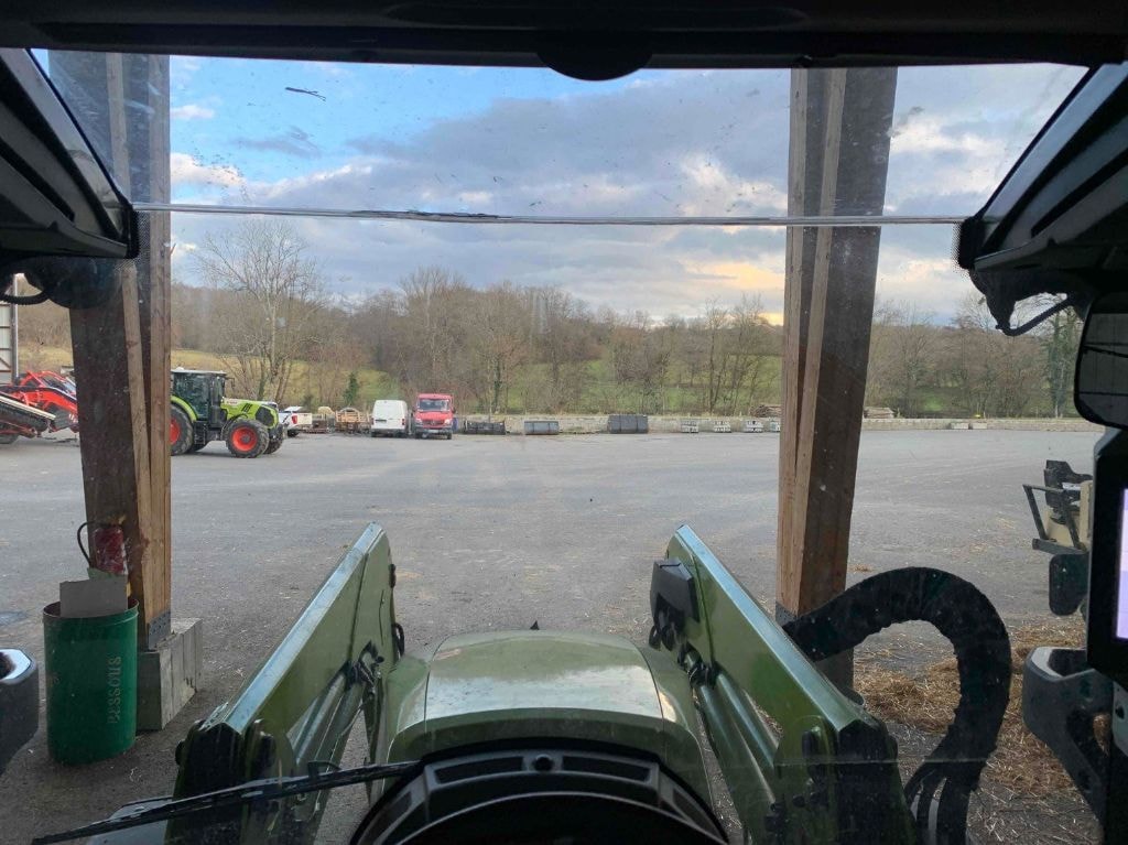 Tracteur CLAAS ARION 430 - STAGE V T - photo slide 13