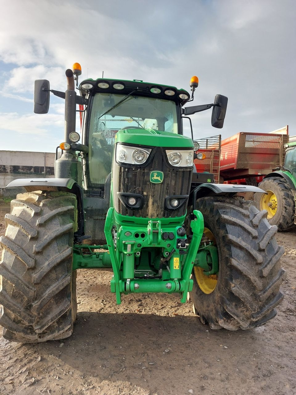 Tracteur JOHN DEERE 6195R - photo slide 9