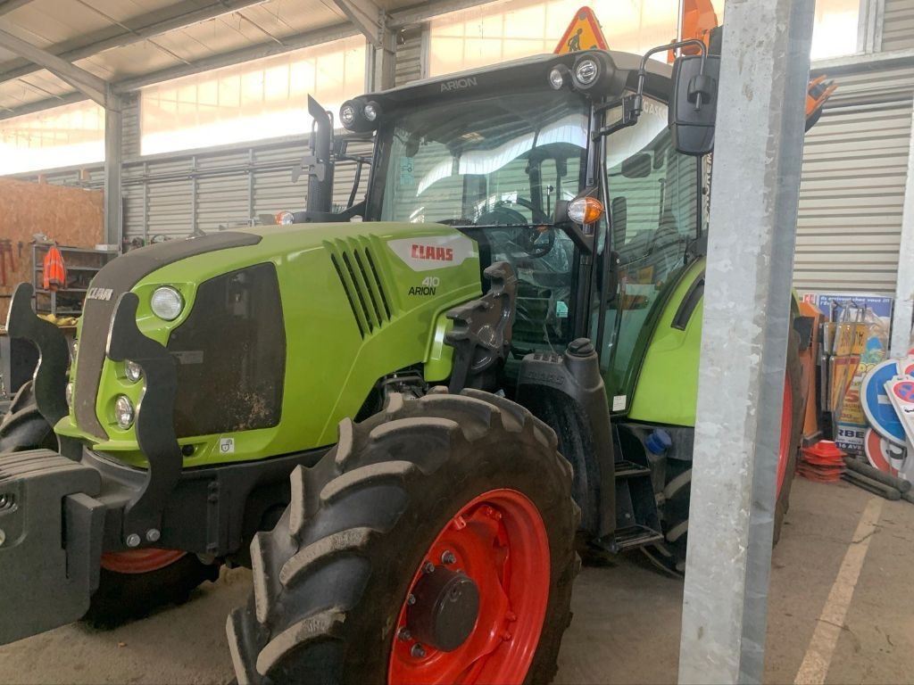 Tracteur CLAAS ARION 410 - STAGE V T - photo slide 2