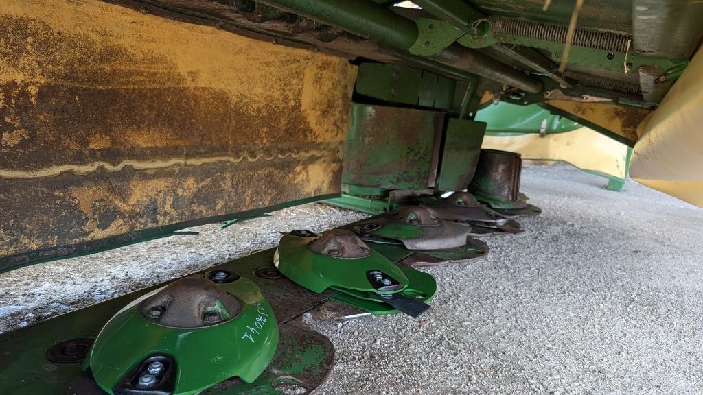 Faucheuse KRONE EC B 870 et EC F 320 - photo slide 18