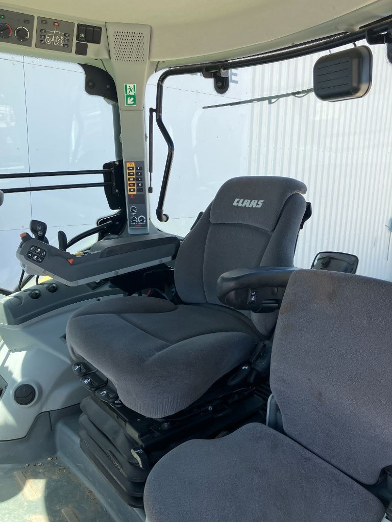 Tracteur CLAAS ARION 610 CIS - photo slide 8