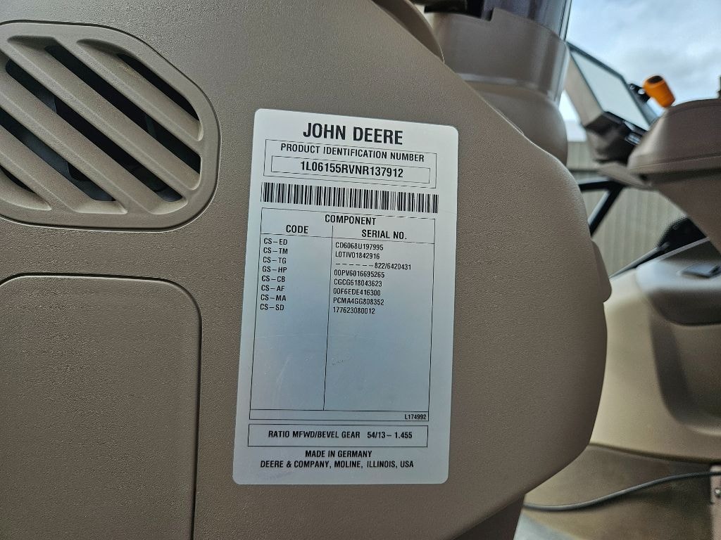 Tracteur JOHN DEERE 6155R - photo slide 8
