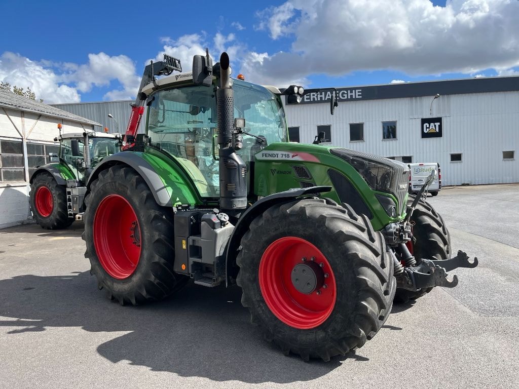 Tracteur FENDT 718 VARIO POWER + - photo slide 6