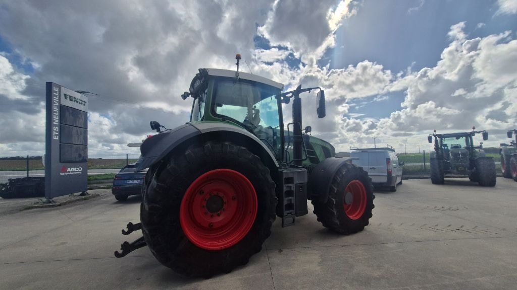 Tracteur FENDT 824 VARIO PROFI SCR - photo slide 8