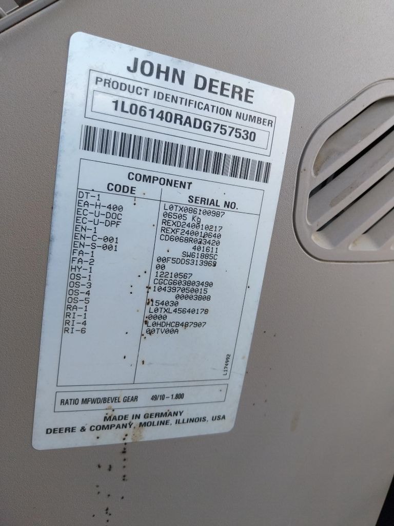 Tracteur JOHN DEERE 6140R - photo slide 13
