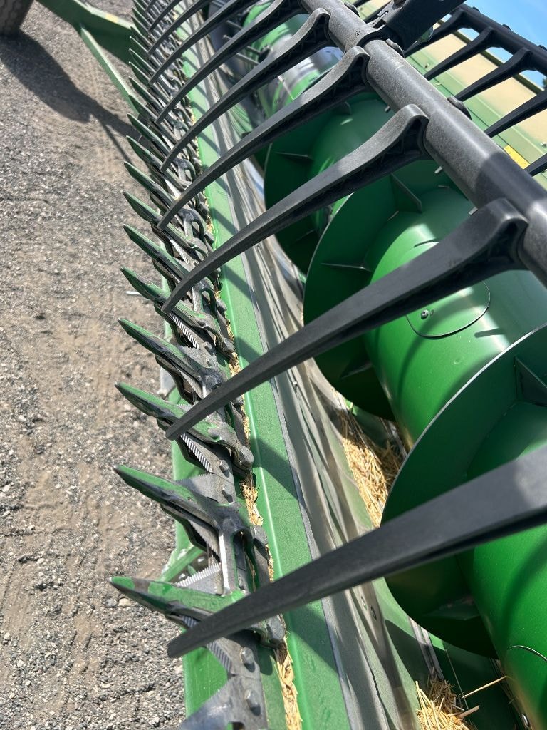 Moissonneuse JOHN DEERE S770i NON CONVENTIONNEL - photo slide 15