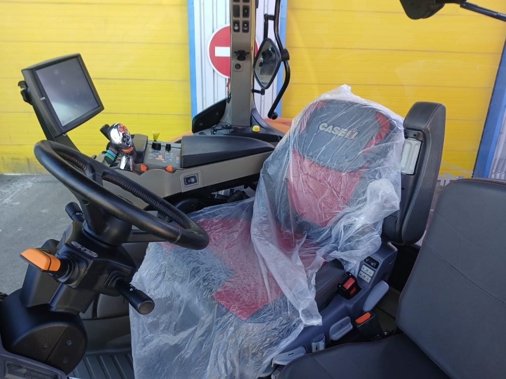 Tracteur CASE IH OPTUM 300 CVX AFS - photo slide 8