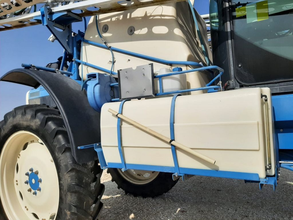 Pulverisateur automoteur MATROT Helios M 24 D - photo slide 10
