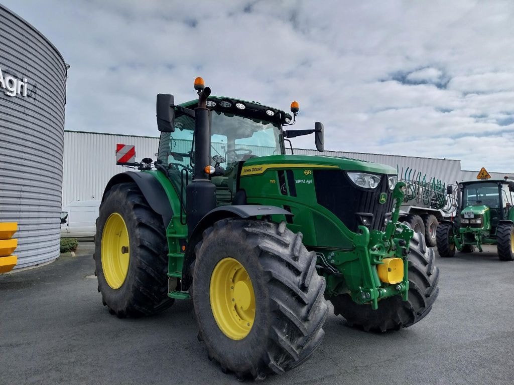 Tracteur JOHN DEERE 6R195 - photo slide 2