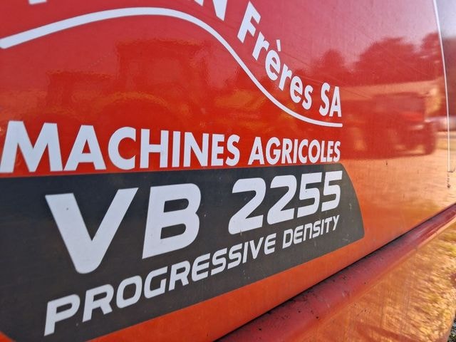 Presse balles rondes KUHN VB2255 - photo slide 4