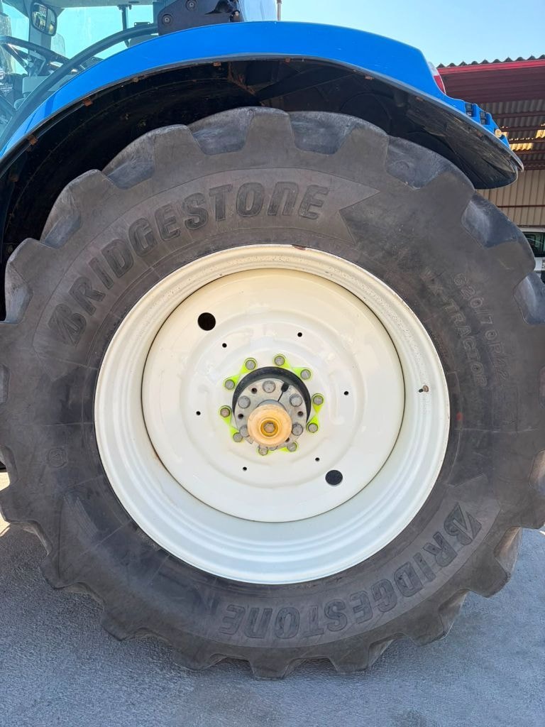 Tracteur NEW HOLLAND T7.245 AC  N°14 CHEVAL - photo slide 15