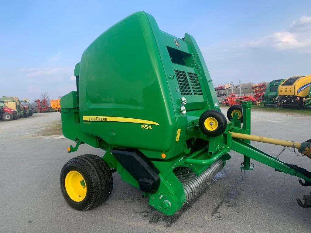 Presse balles rondes JOHN DEERE 854 Spécial Édition pic up 2.20m  - photo slide 4