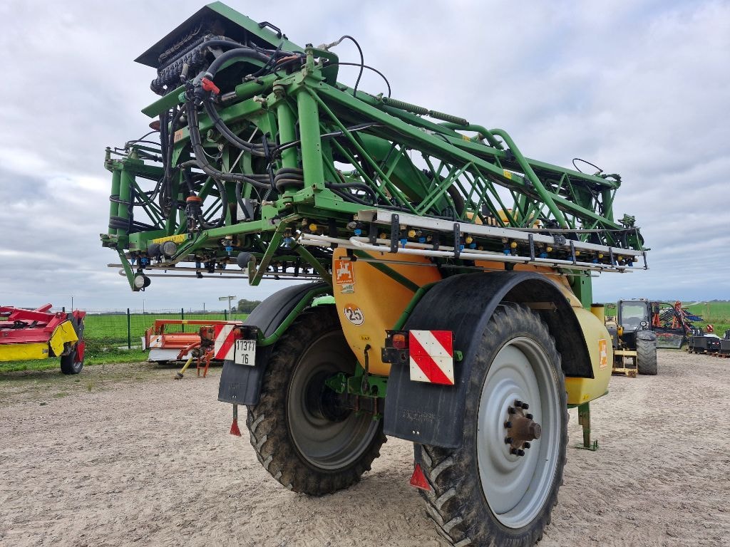 Pulverisateur AMAZONE Ux4200 - photo slide 7