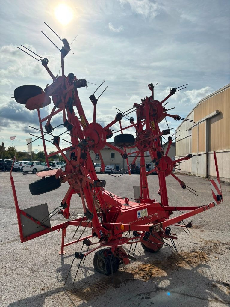 Faneuse KUHN GF 8702 - photo slide 6