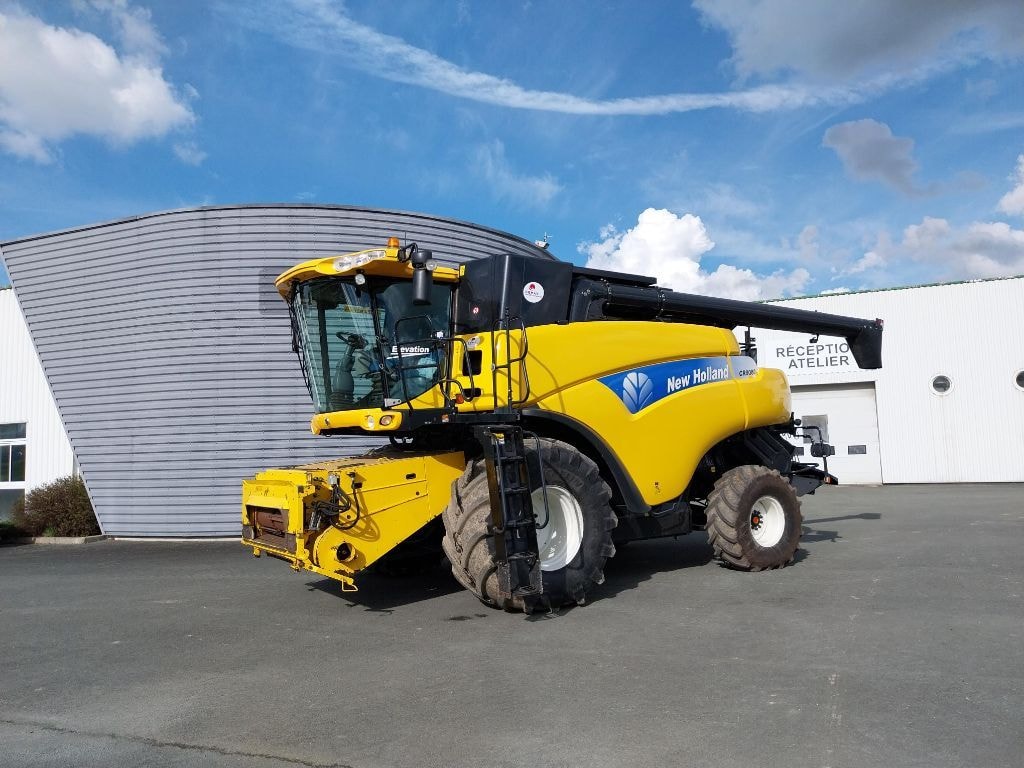 Moissonneuse NEW HOLLAND CR 9080 ELEVATION - photo slide 1