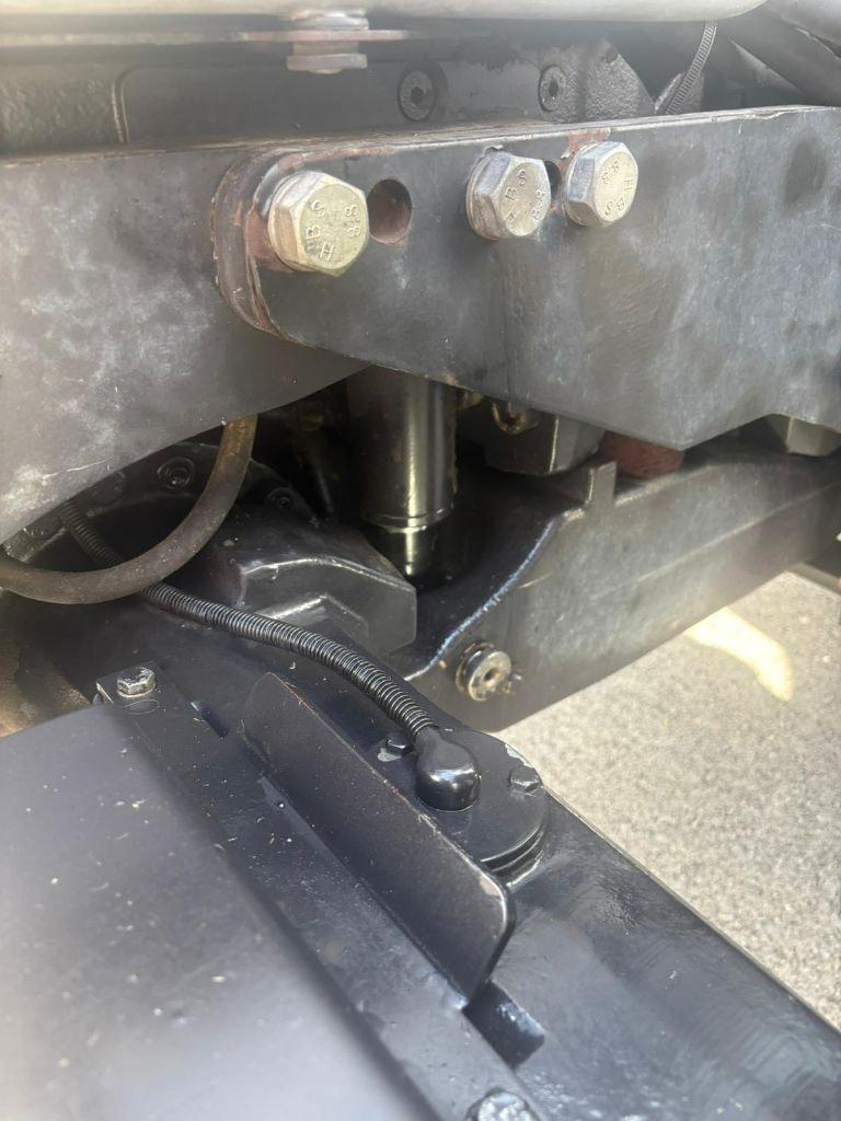 Tracteur chargeur VALTRA N122 DIRECT - photo slide 11
